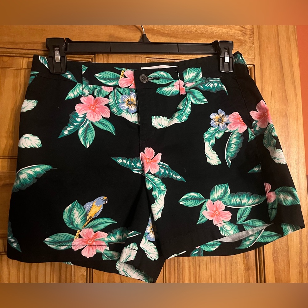 Old Navy Floral Everyday Short